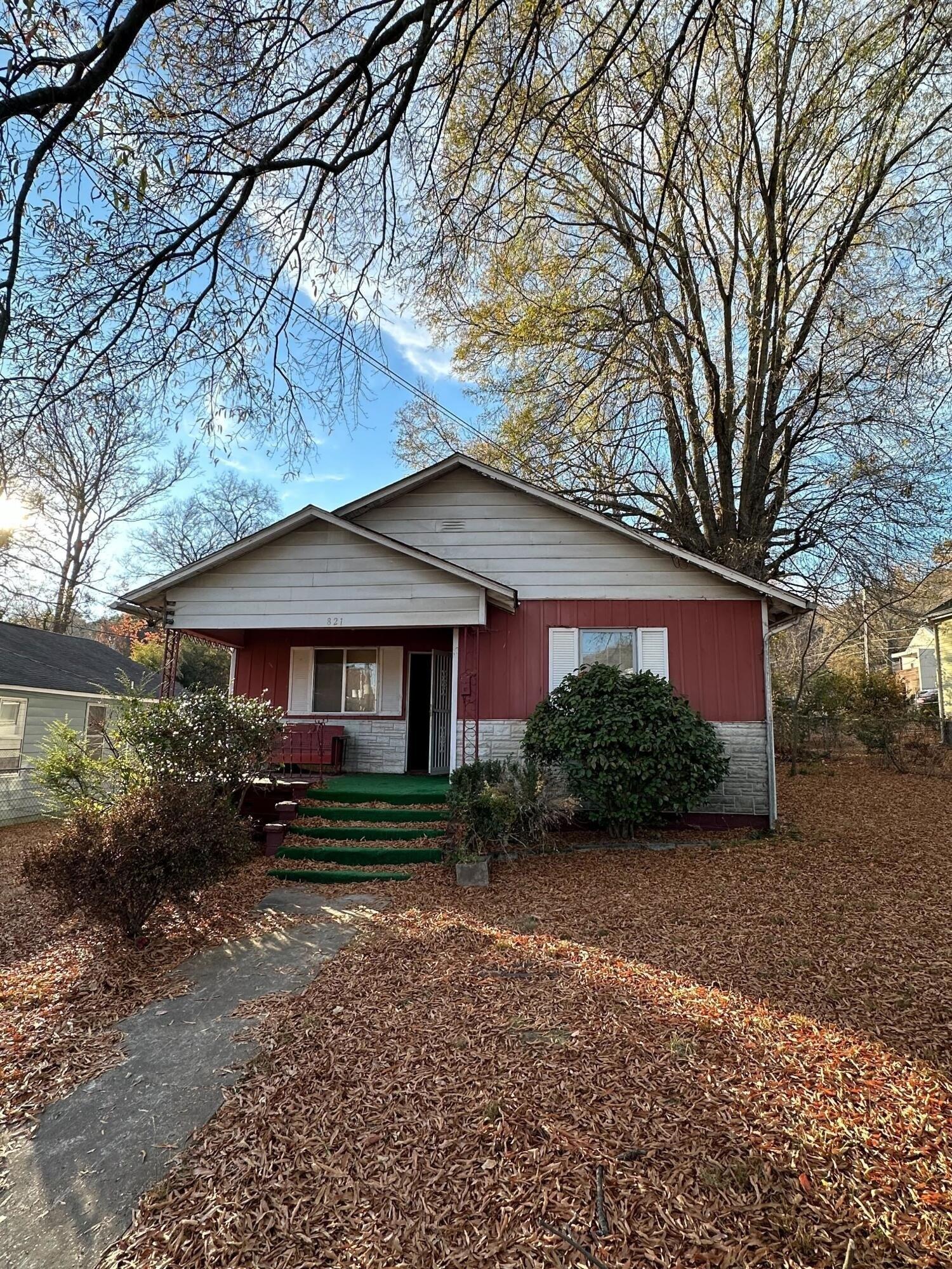 Spears Ave, Chattanooga, TN 37405