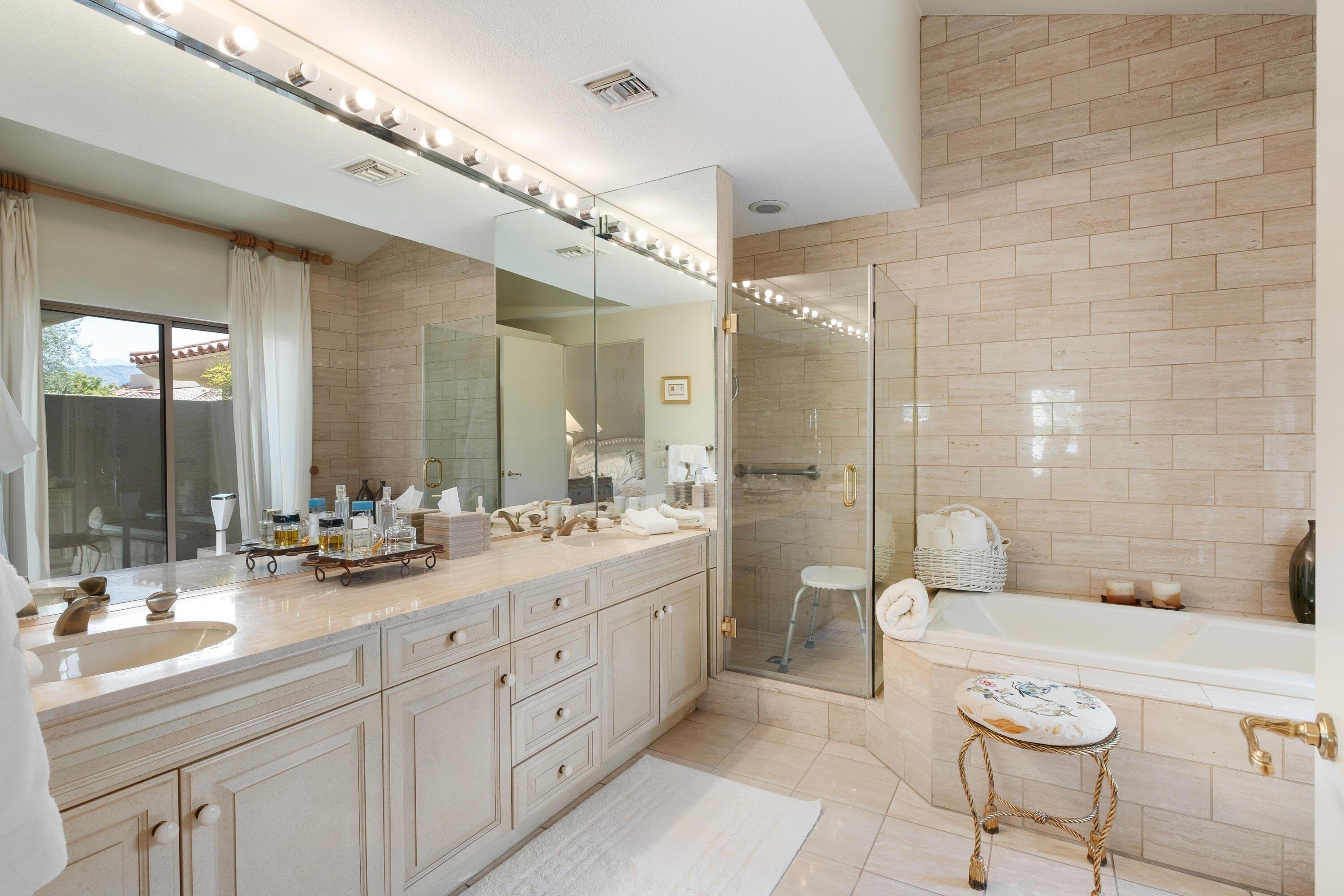 Kavenish Dr, Rancho Mirage, CA 92270