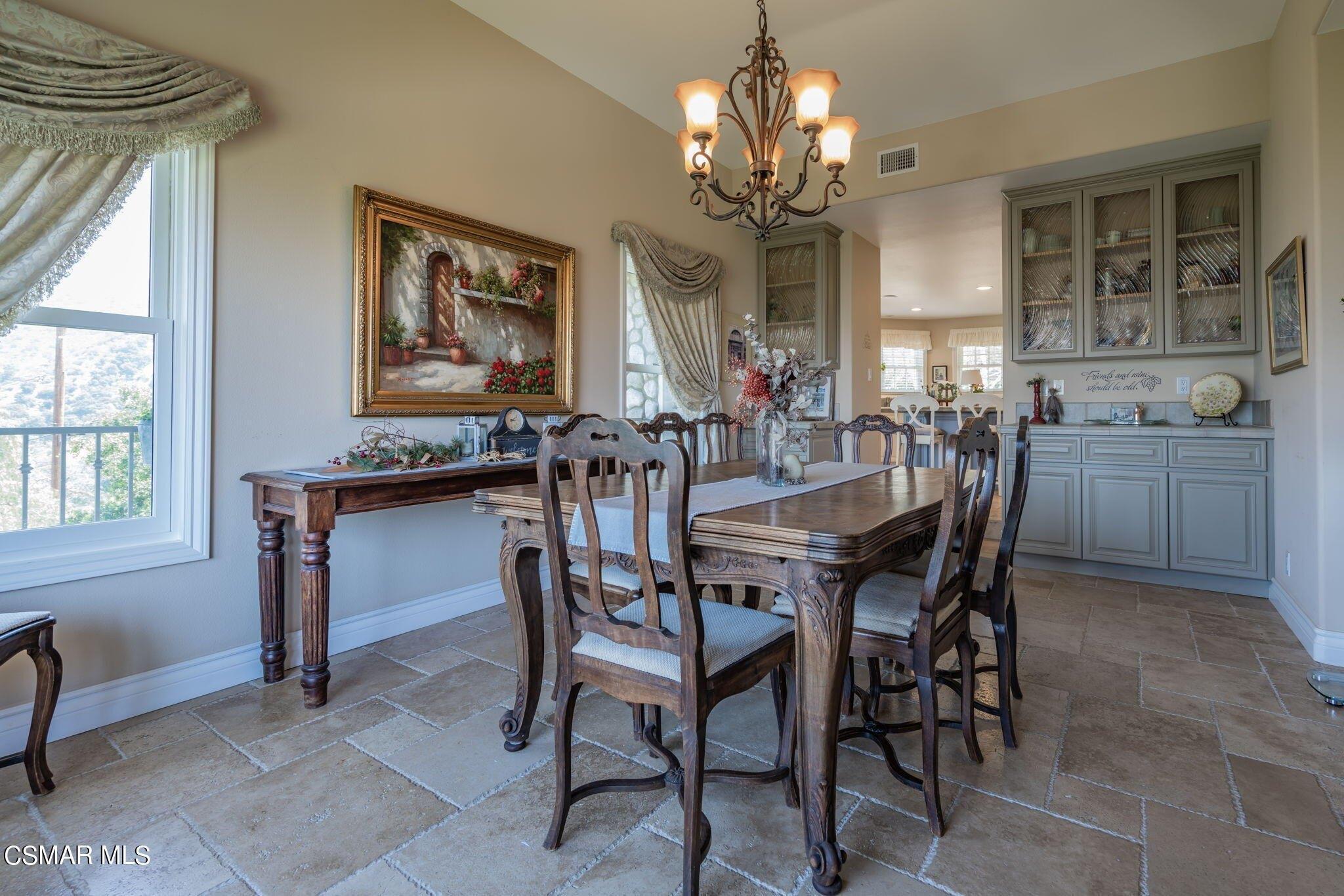Alta Vista Rd, Simi Valley, CA 93063