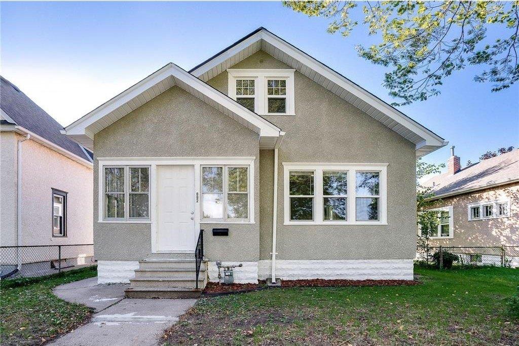 Cook Ave E, Saint Paul, MN 55106