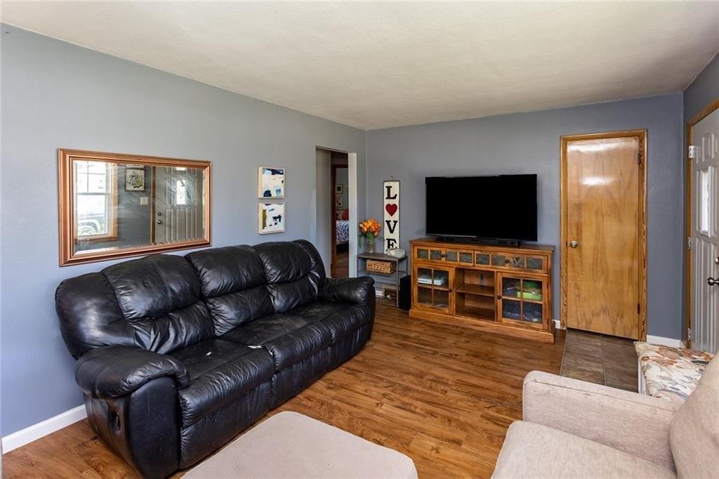 Welker Ave, Des Moines, IA 50312