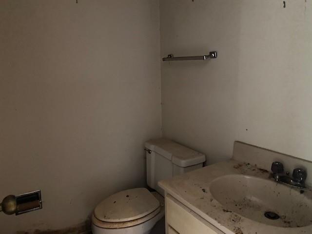 Mariners Dr, Stone Mountain, GA 30083
