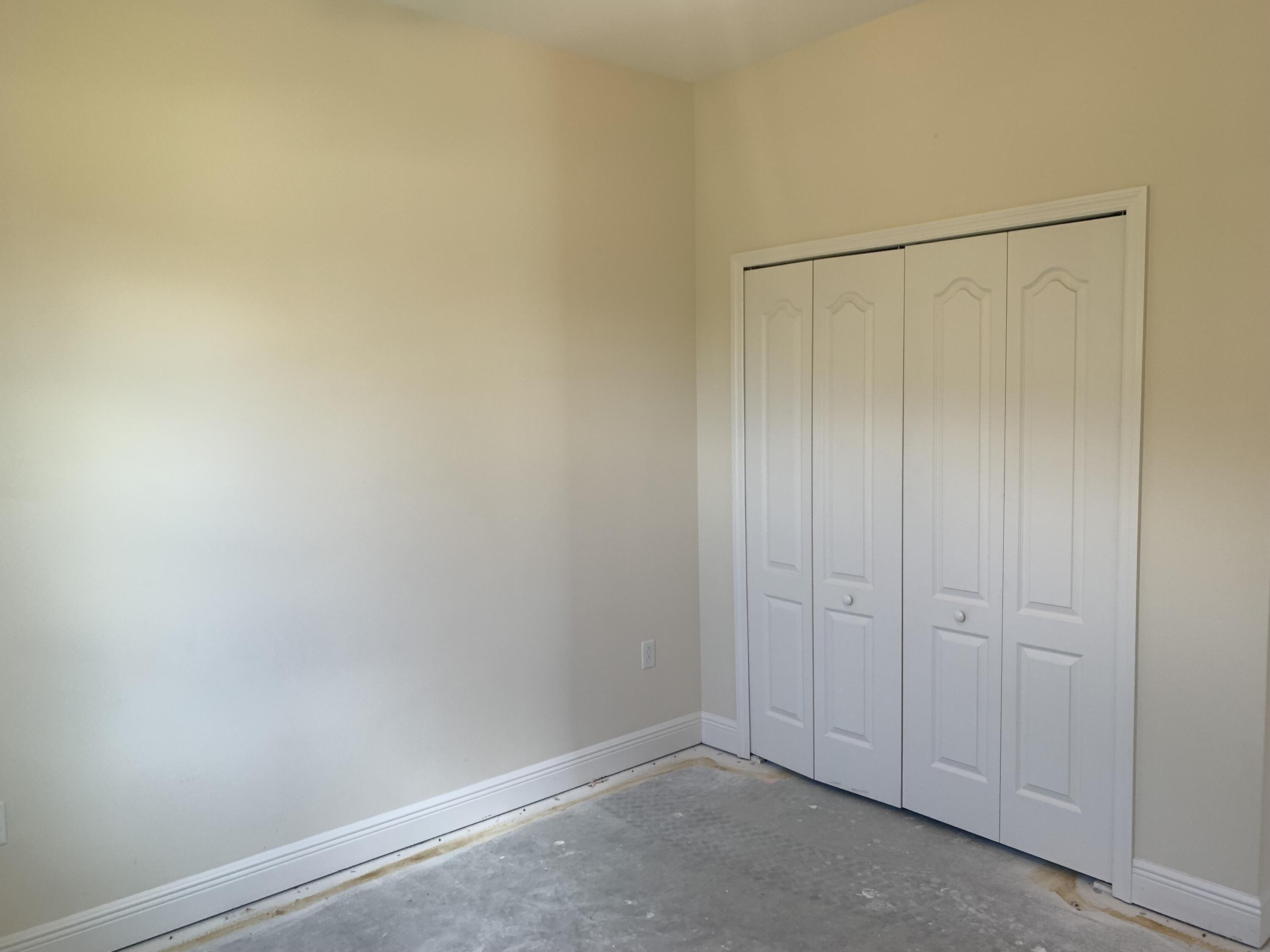 Ashley Lake Cir, Vero Beach, FL 32967