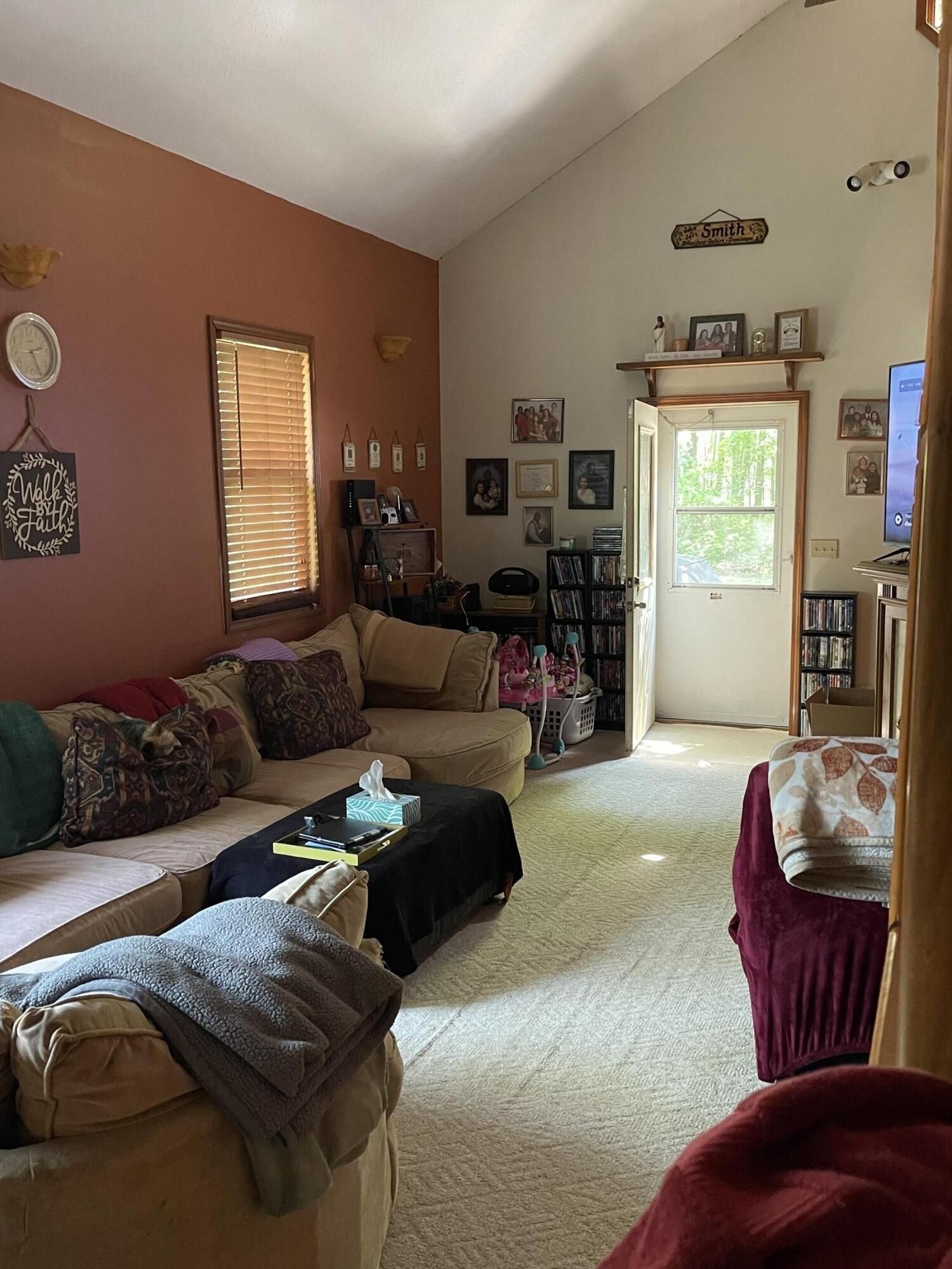 W River Rd, Muskegon, MI 49445