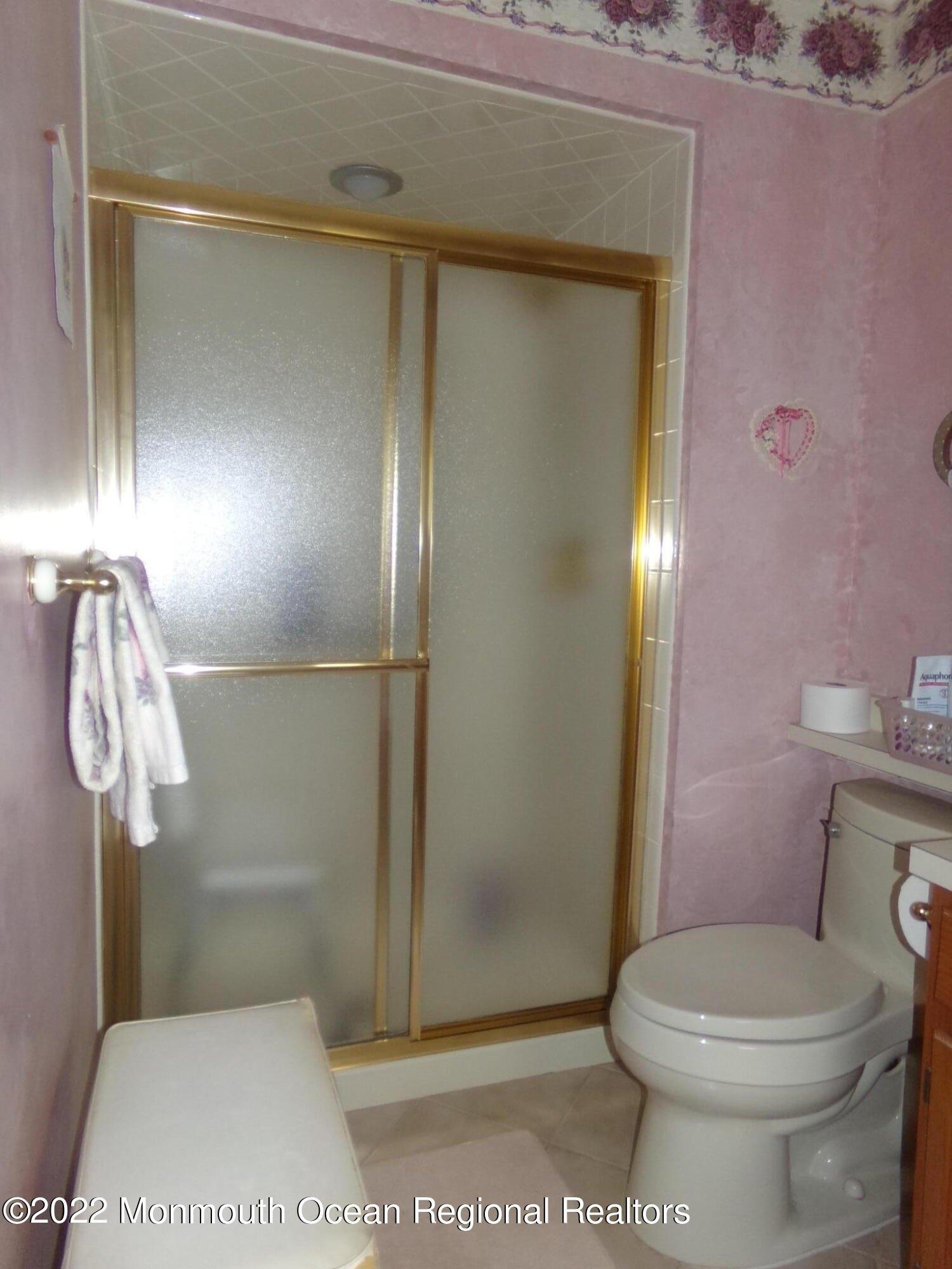 Trent Dr, Toms River, NJ 08757