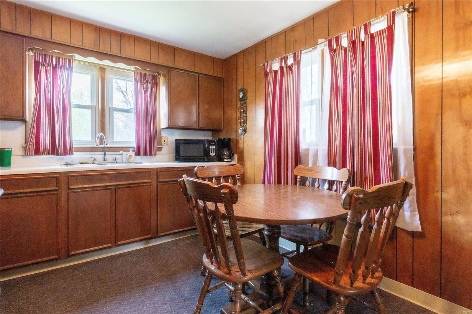 N 3rd St, Festus, MO 63028
