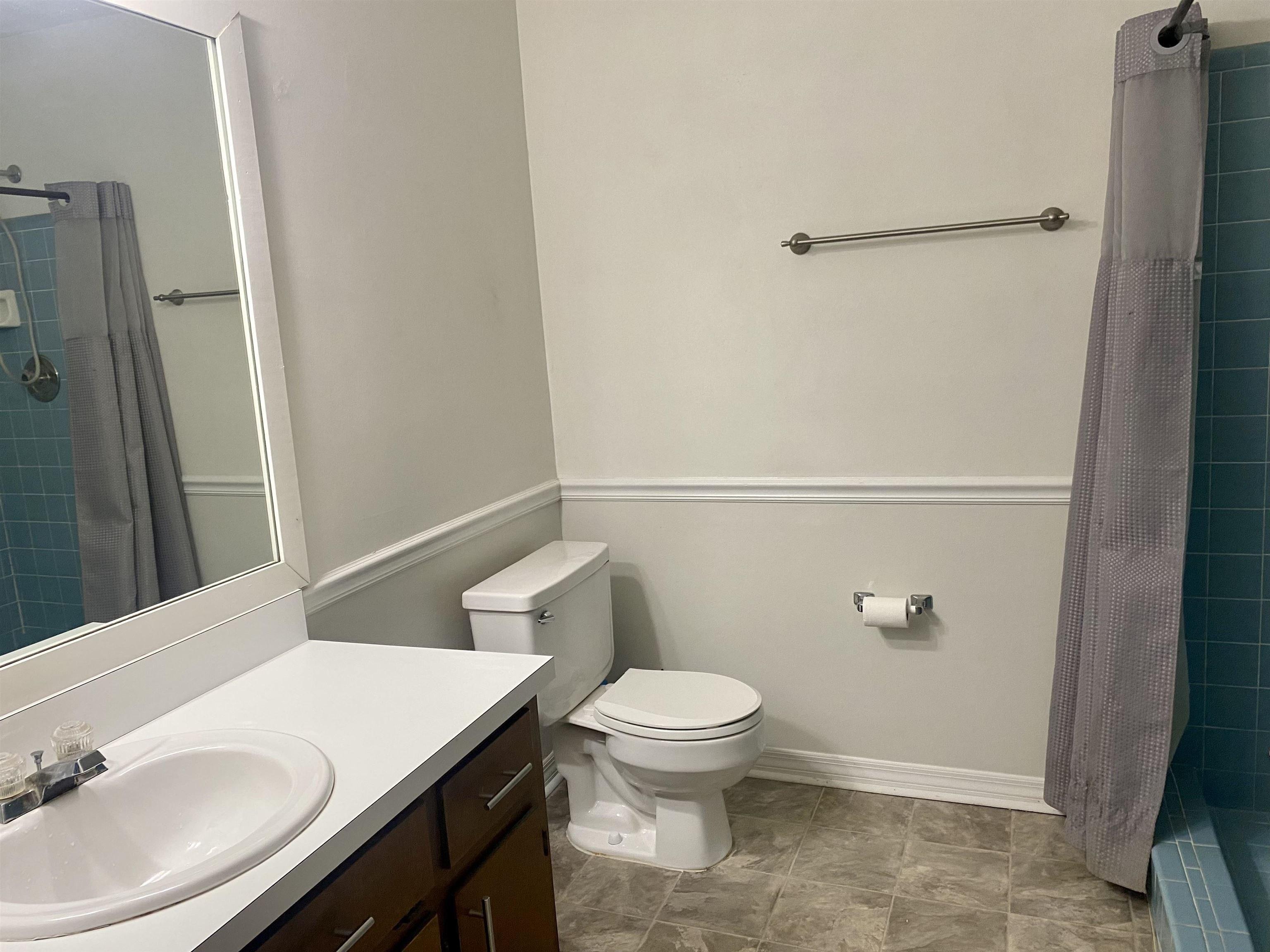 Whitney Dr E, Tallahassee, FL 32309