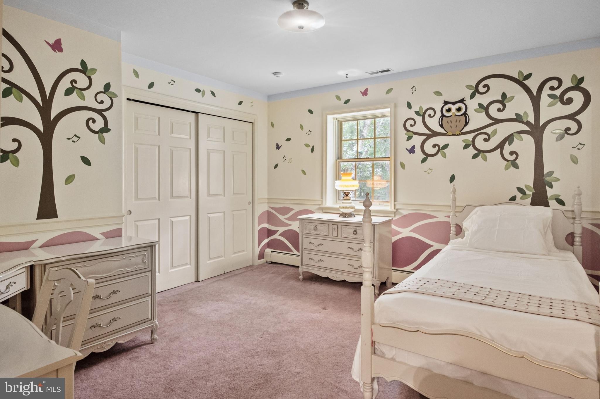 Stongs Ln, Ambler, PA 19002