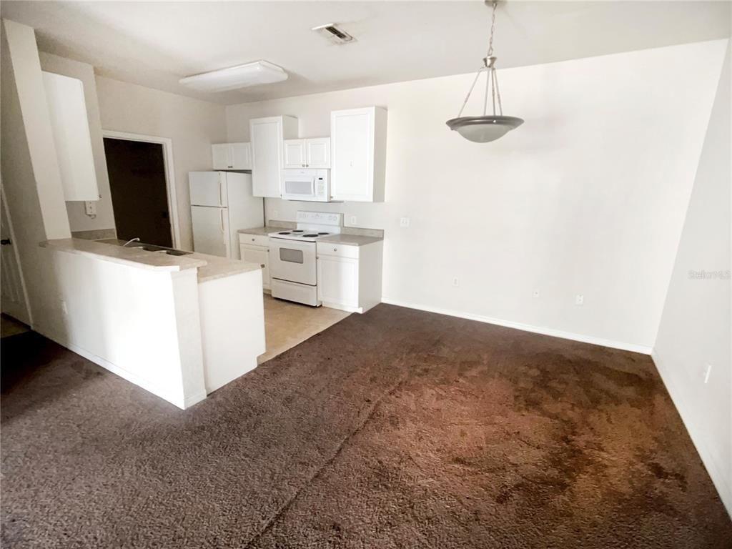 Hemingway Cir, Haines City, FL 33844