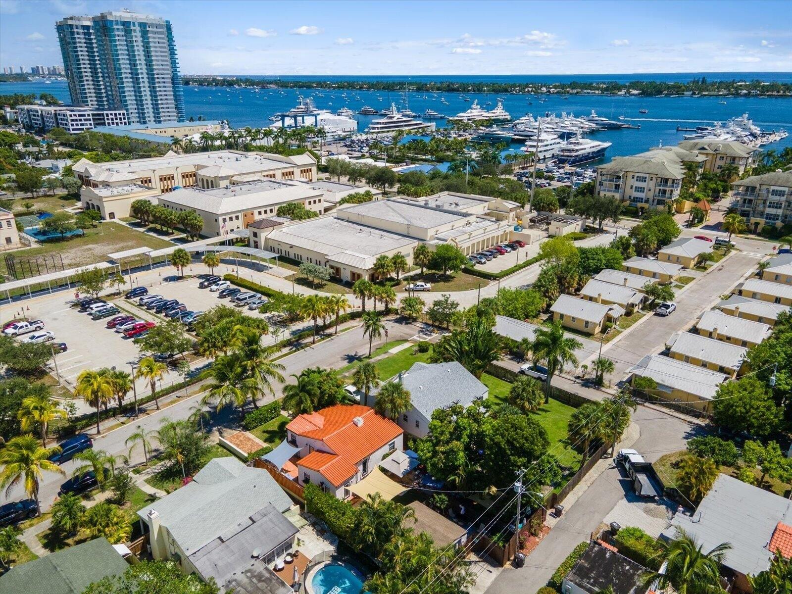 38th St, West Palm Beach, FL 33407