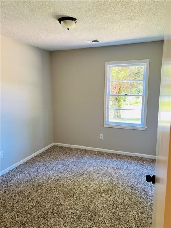 Sandfort Rd, Phenix City, AL 36869