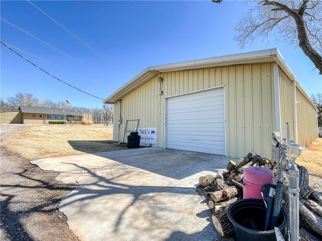 S Division St, Guthrie, OK 73044