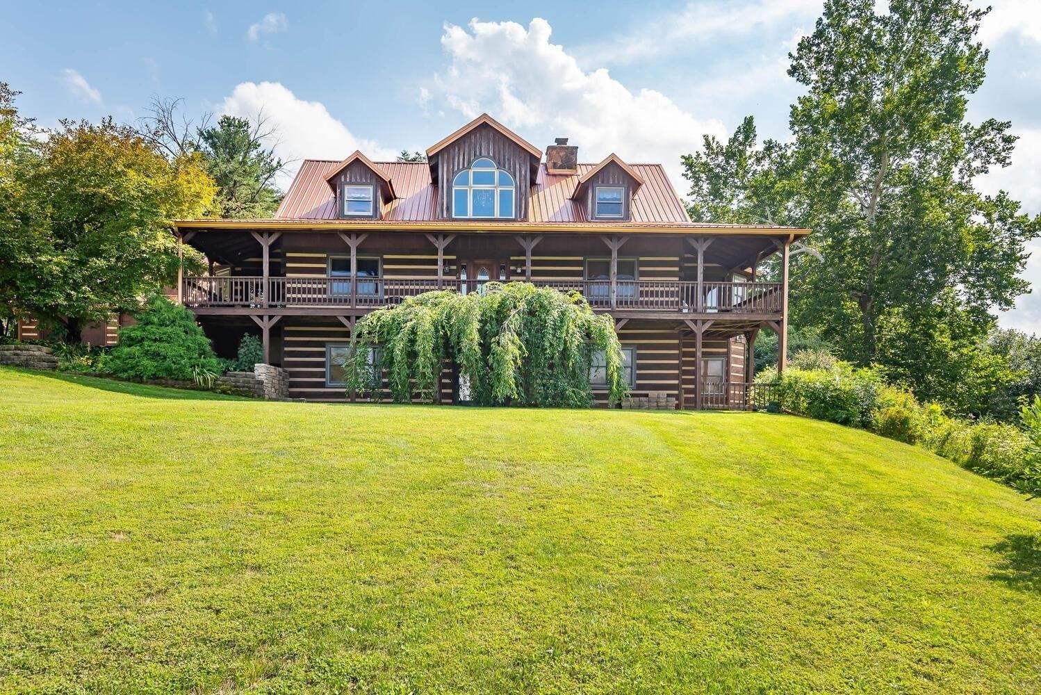 N Hartstrait Rd, Bloomington, IN 47404