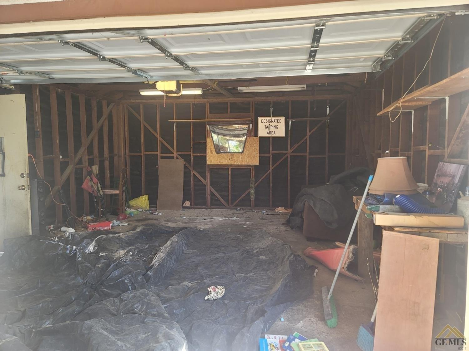 Bedford Way, Bakersfield, CA 93308