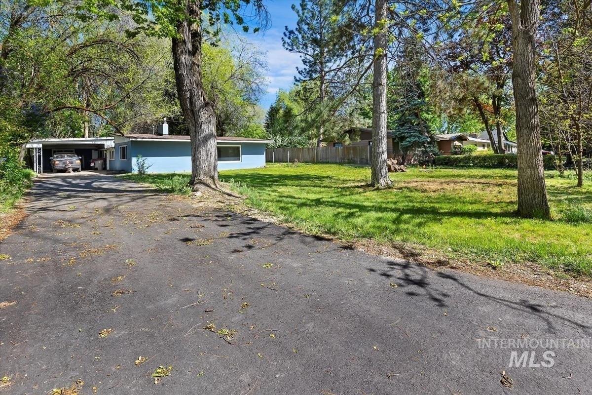 N Tamarack Dr, Boise, ID 83703