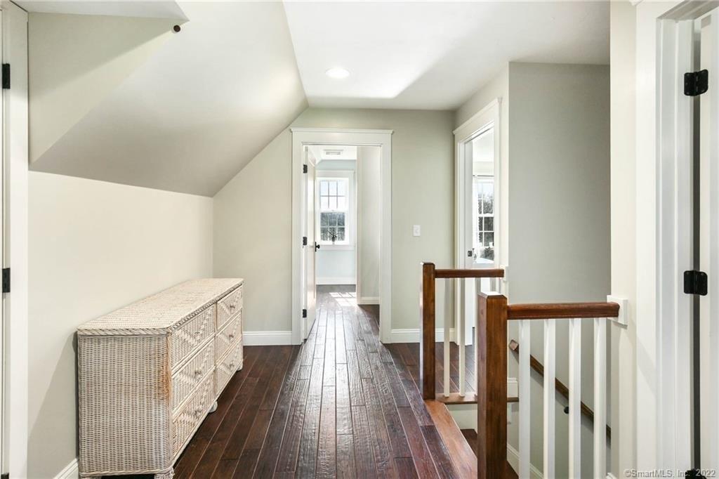 W View Dr, Woodstock, CT 06281