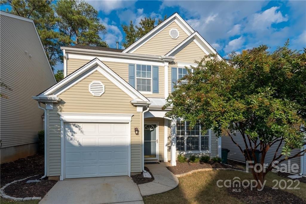 Woodmere Trace Dr, Charlotte, NC 28277