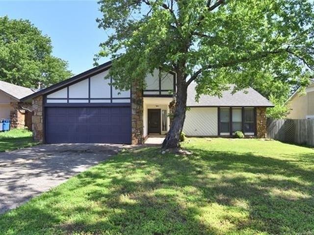 E 32nd St, Tulsa, OK 74134