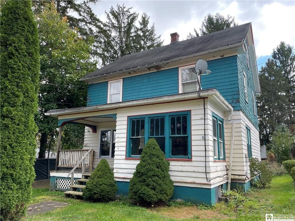 Hazeltine Ave, Jamestown, NY 14701