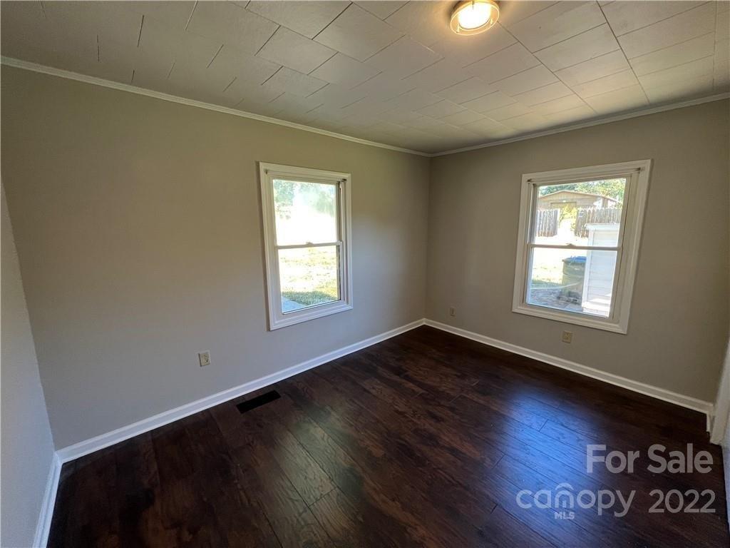 Perkins St, Lowell, NC 28098