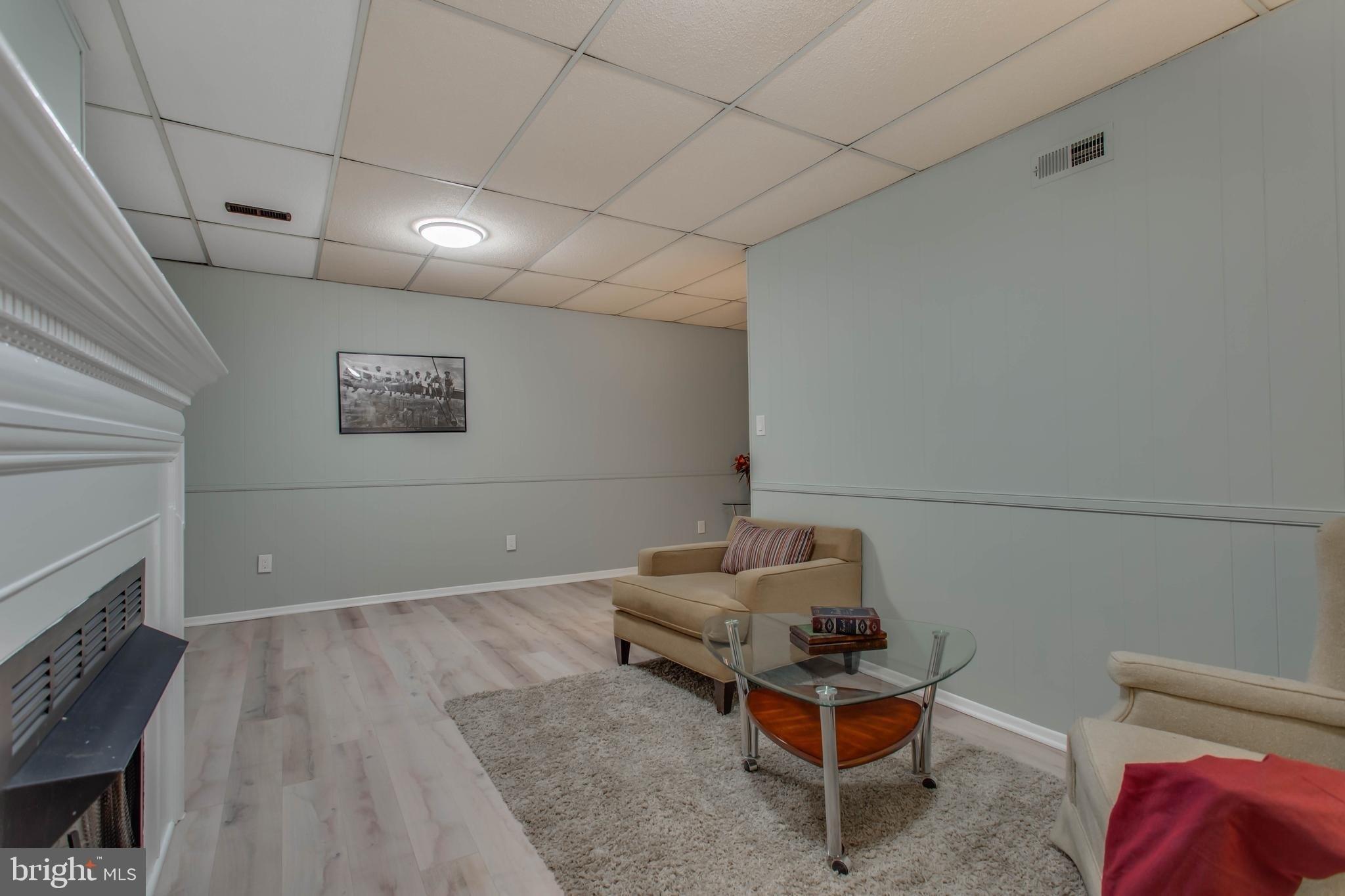 Cherry Oak Ct, Burke, VA 22015