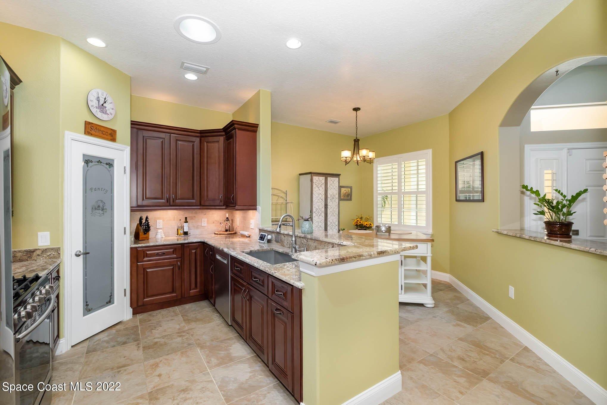 Ballinton Dr, Melbourne, FL 32940