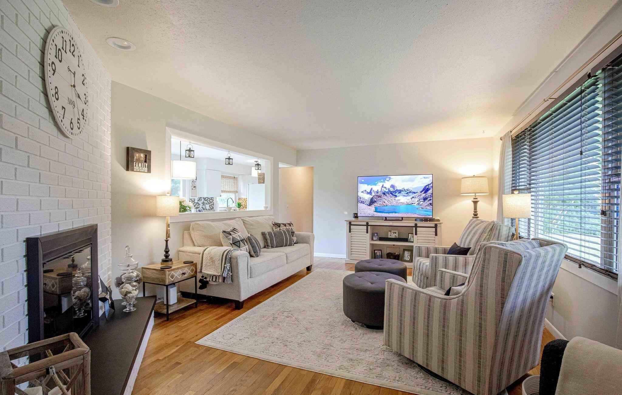 Winslow Ct, Norton Shores, MI 49441