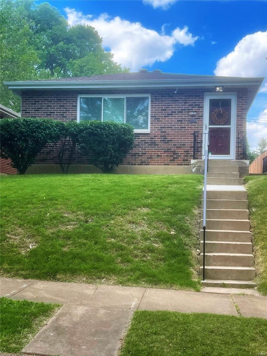Lansdowne Ave, Saint Louis, MO 63109