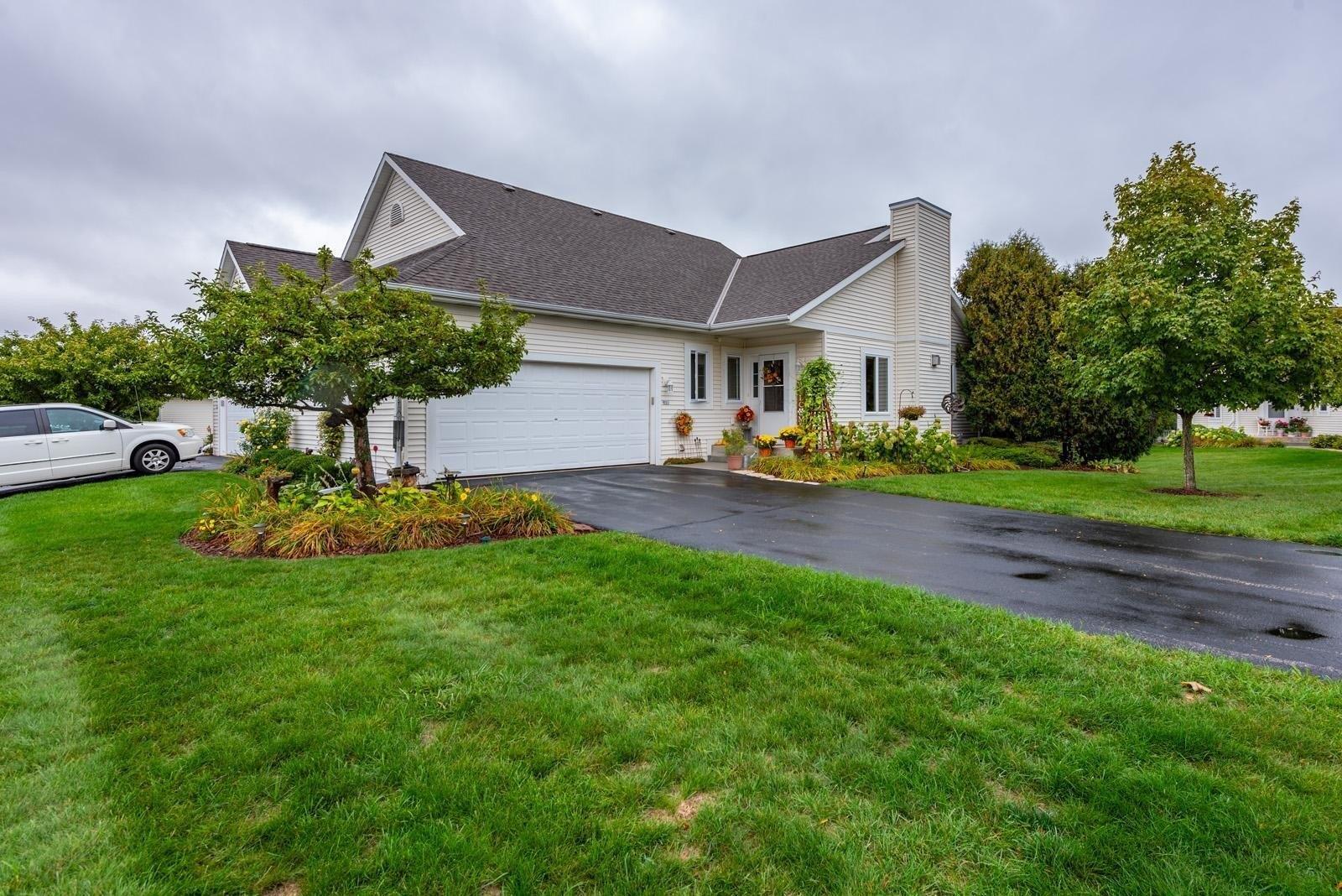 Bridlewood Dr, Hartford, WI 53027