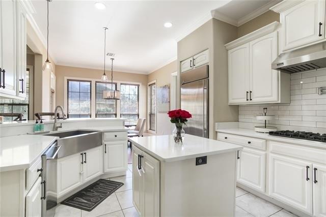 Pinehurst Dr, New Orleans, LA 70131