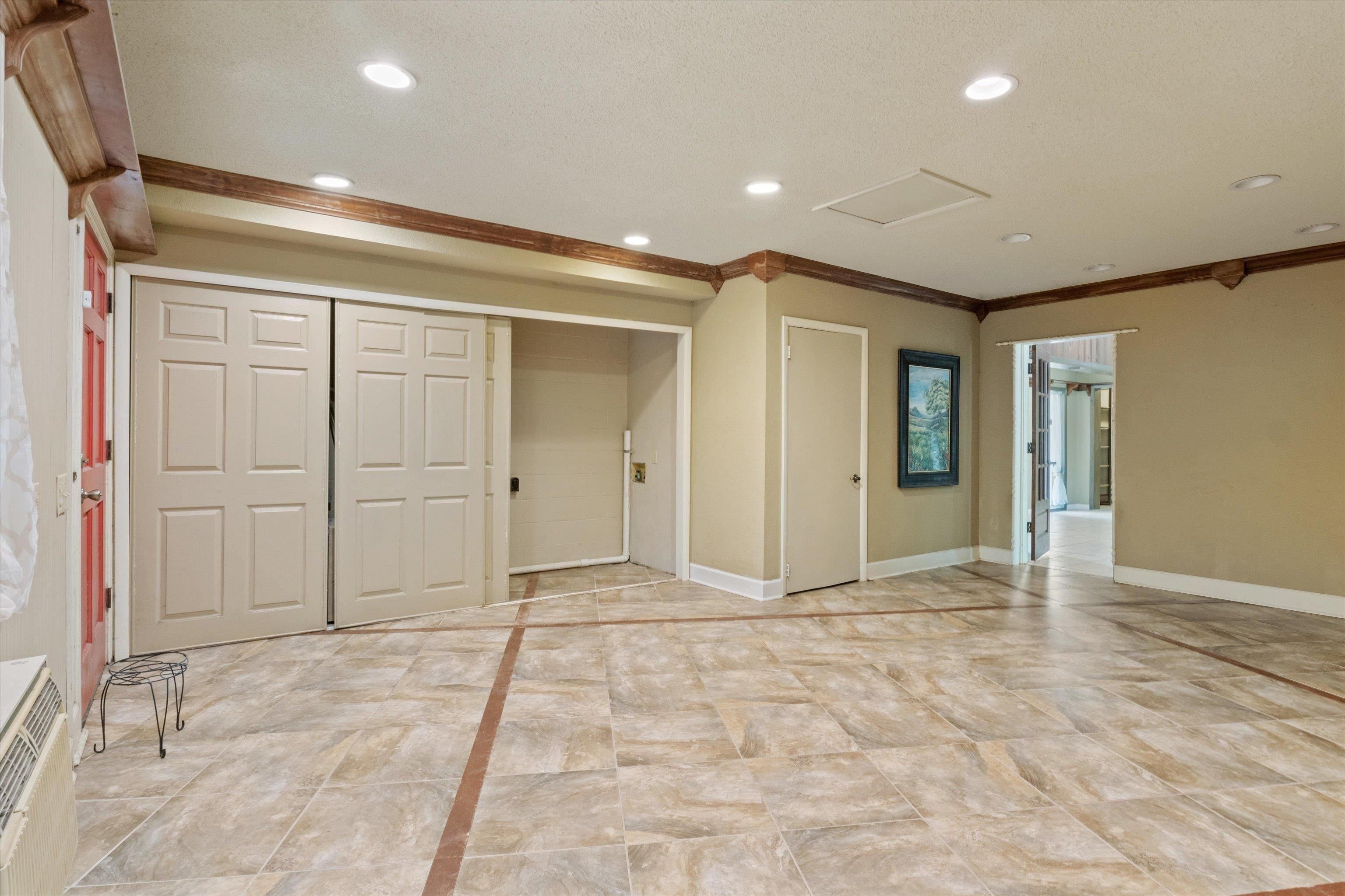 Meadow Hill Rd, Tallahassee, FL 32308