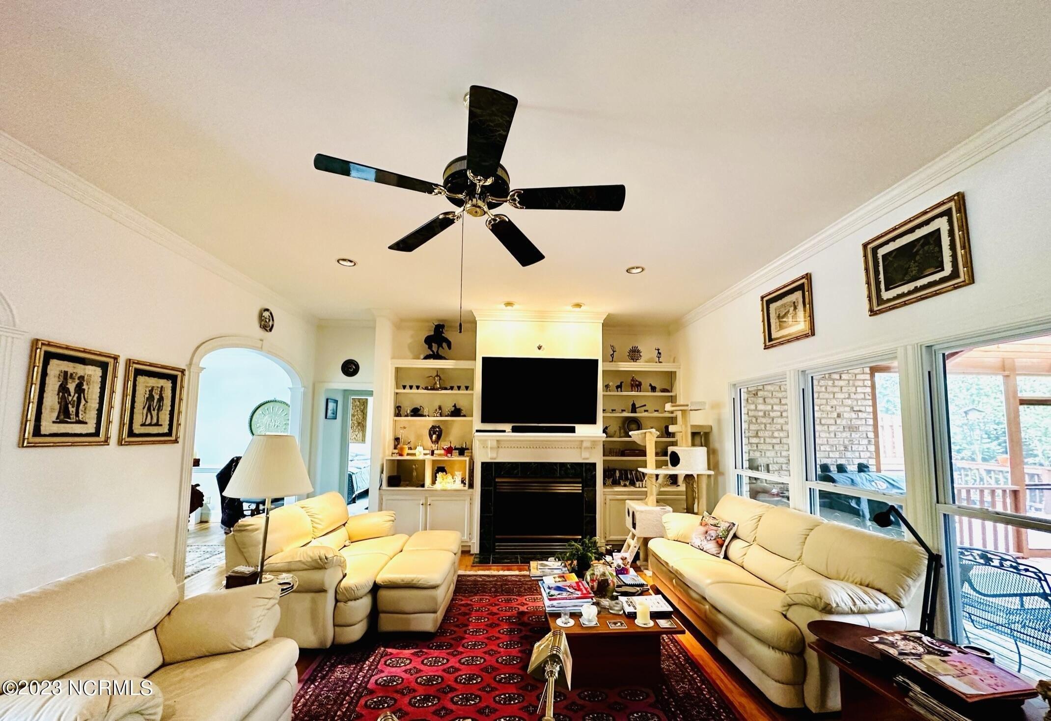 Mary Beth Dr, Greenville, NC 27858