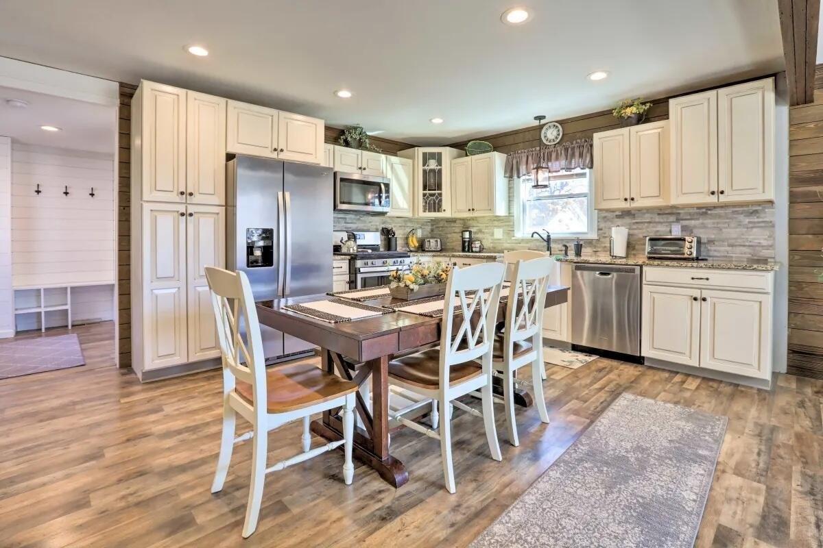 Allendale Dr, Lexington, KY 40503