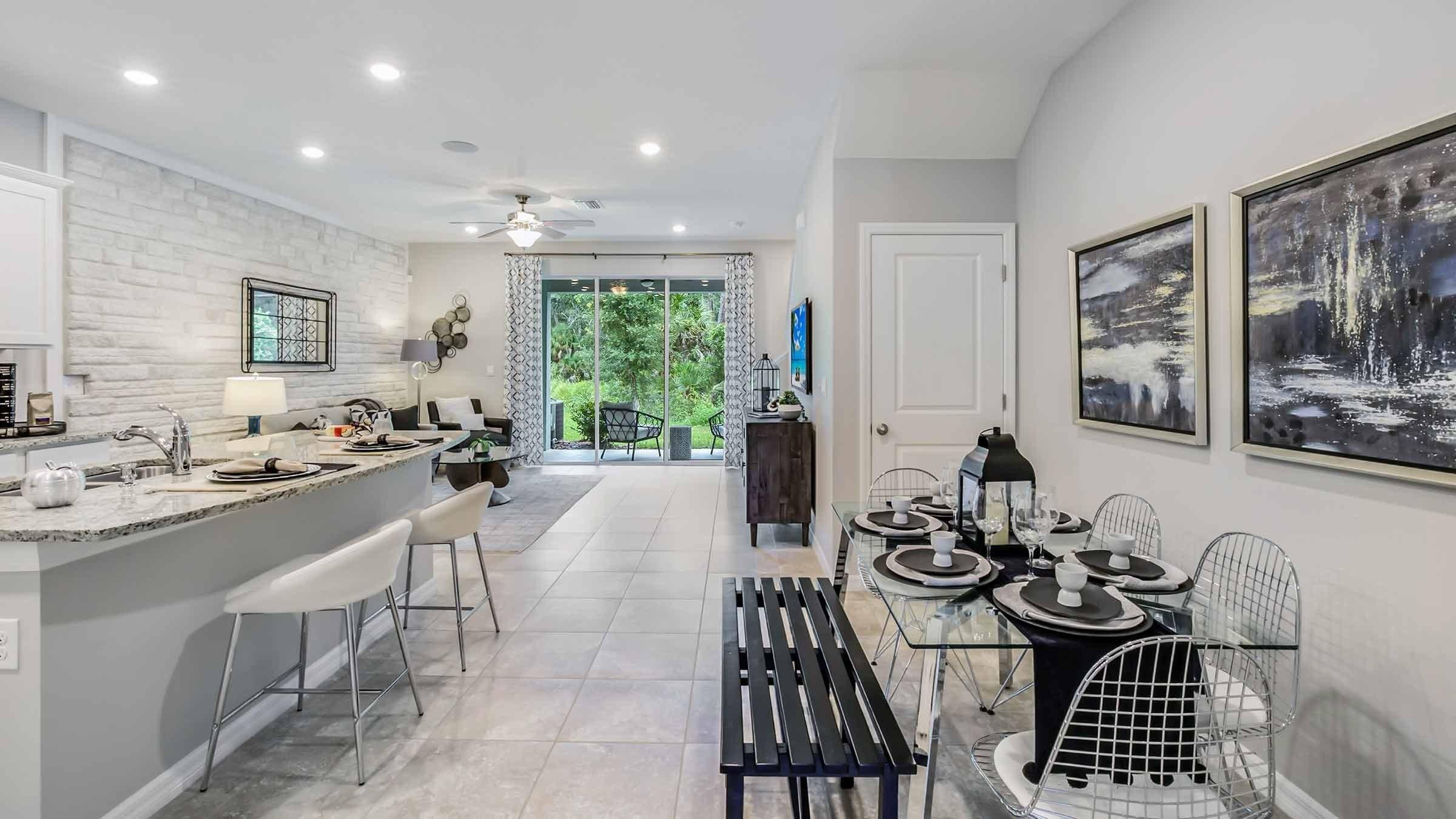 Calypso Coral Ln, Sarasota, FL 34240