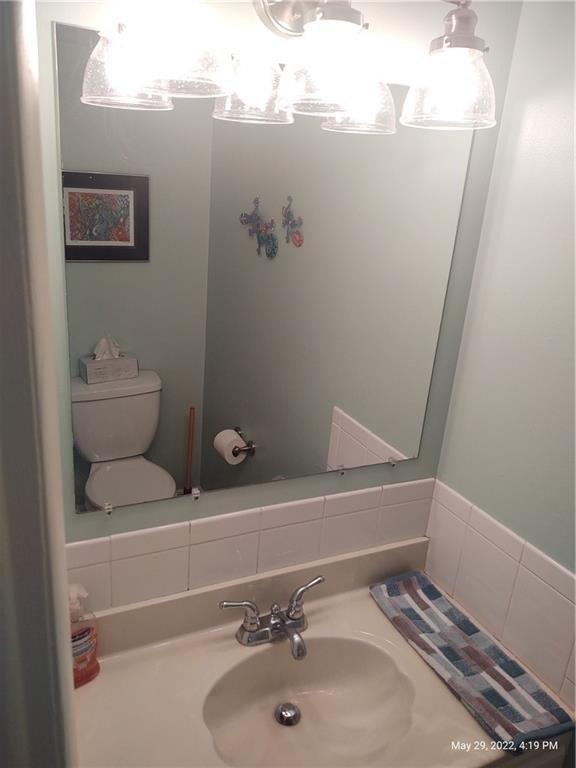 Windsorshire Dr, Rochester, NY 14624