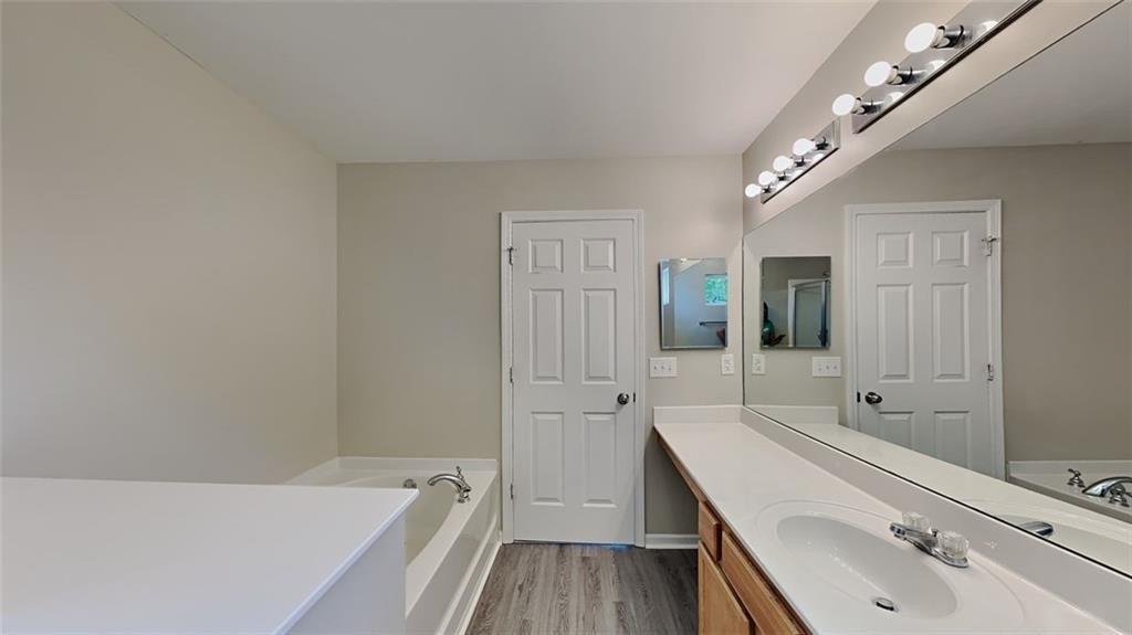Hiawassee Dr, Woodstock, GA 30188