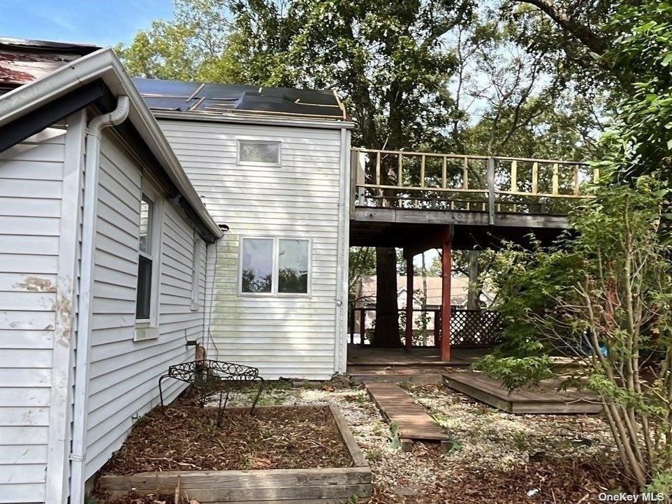 Summit Pl, Farmingville, NY 11738