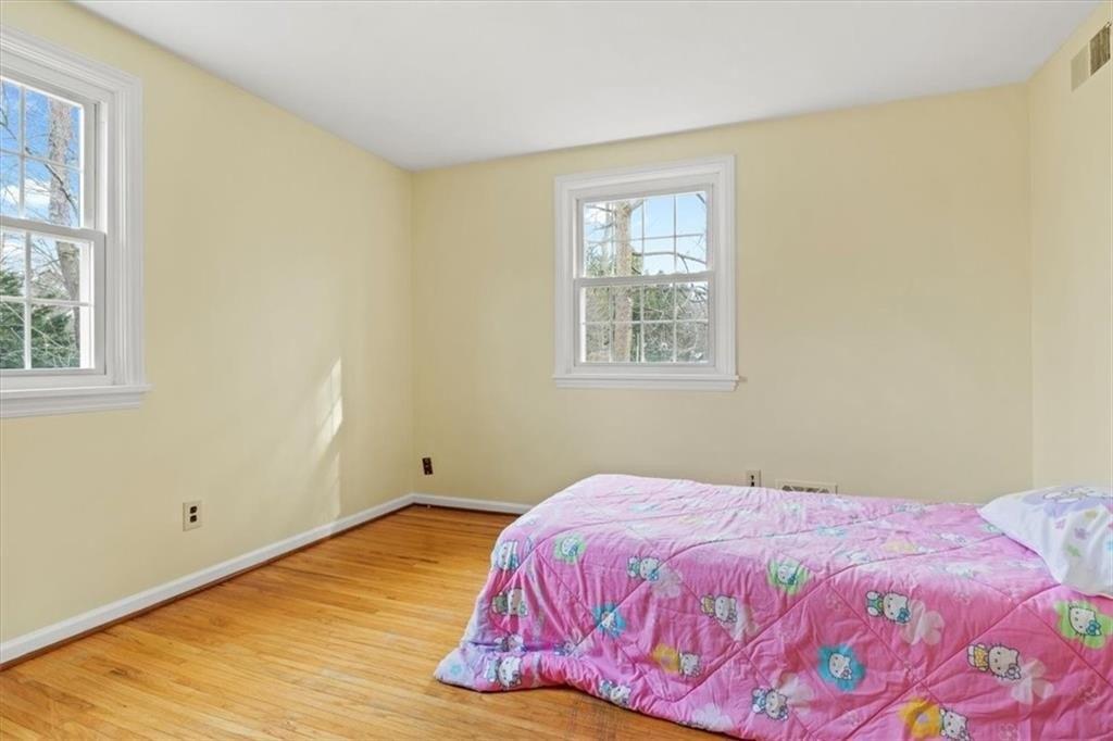East St, Pittsford, NY 14534