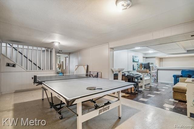 Maywood Ave, Rochester, MI 48307
