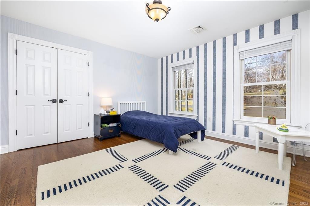 Old Kings Rd, Avon, CT 06001