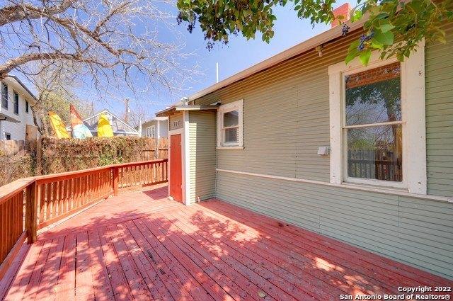 N Pine St, San Antonio, TX 78202