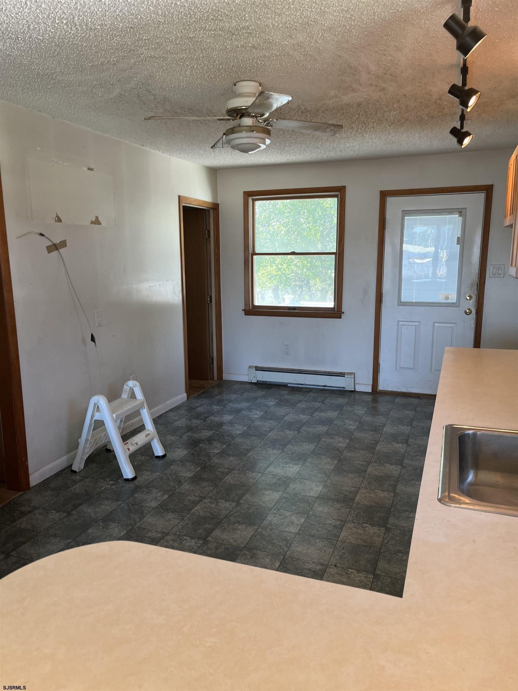 Dolphin Ave, Northfield, NJ 08225