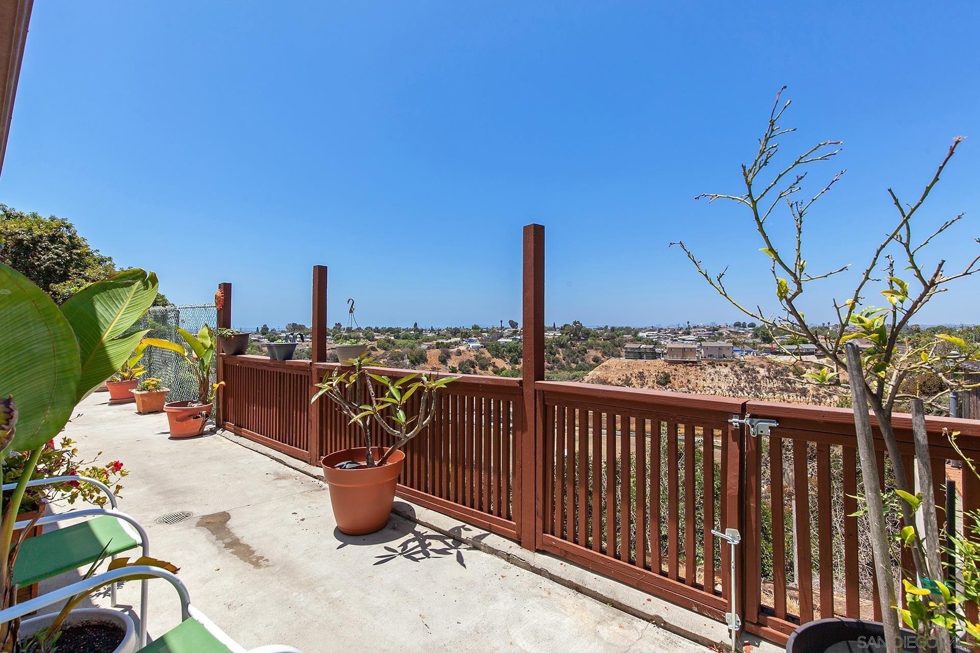 Calle Sal Si Puedes, San Diego, CA 92139