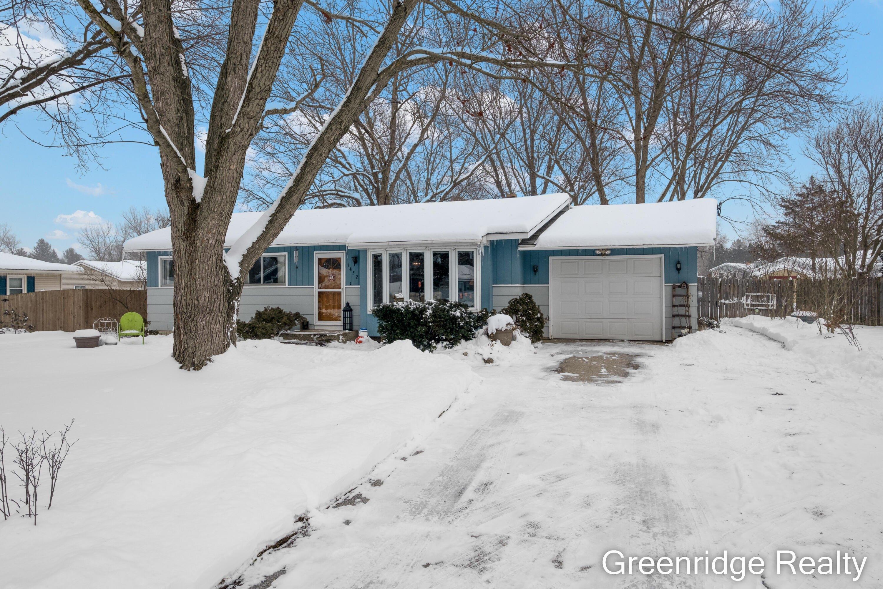Balsam Ave Ne, Grand Rapids, MI 49525