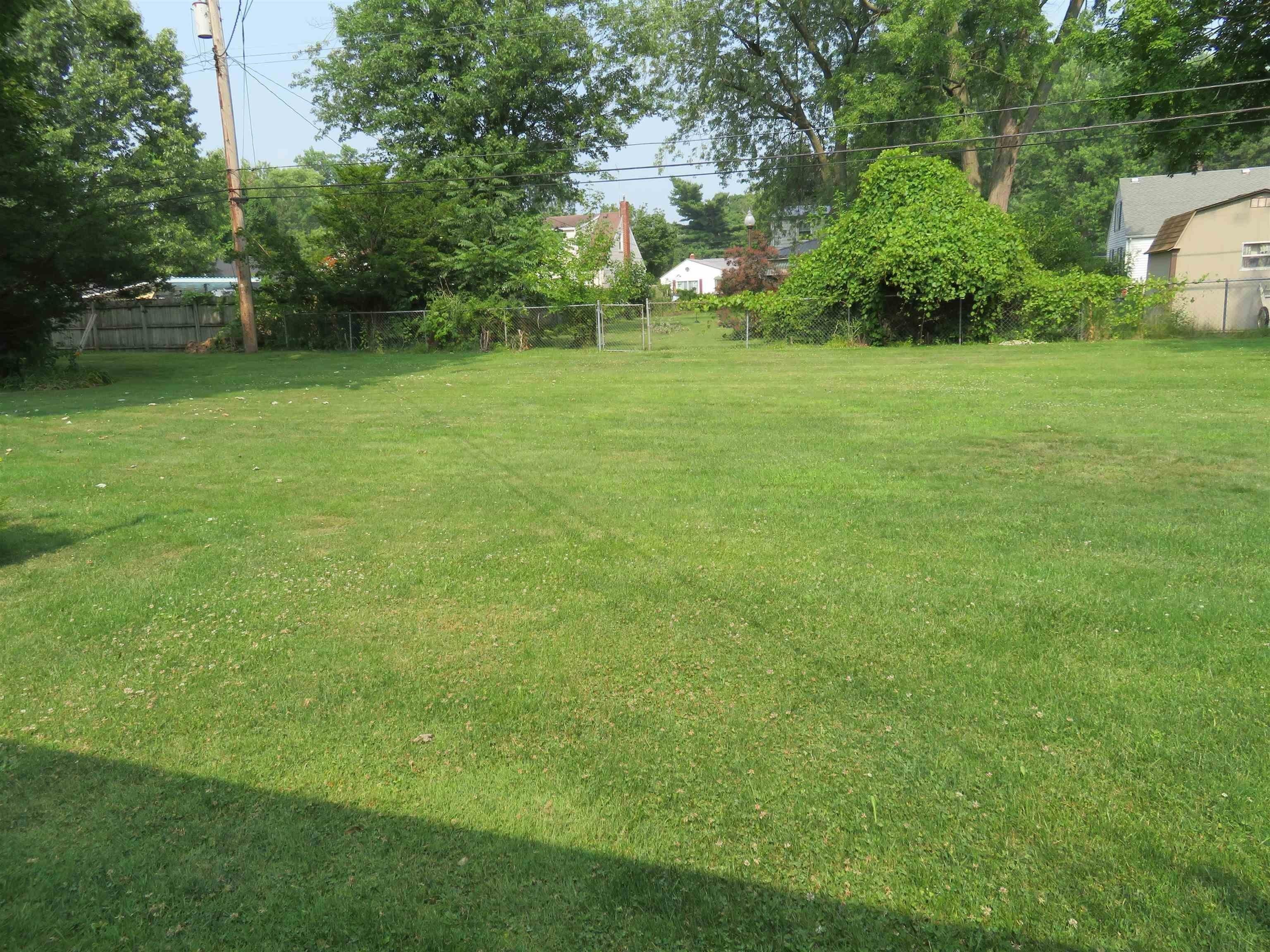 Kansas Dr, Goshen, IN 46526