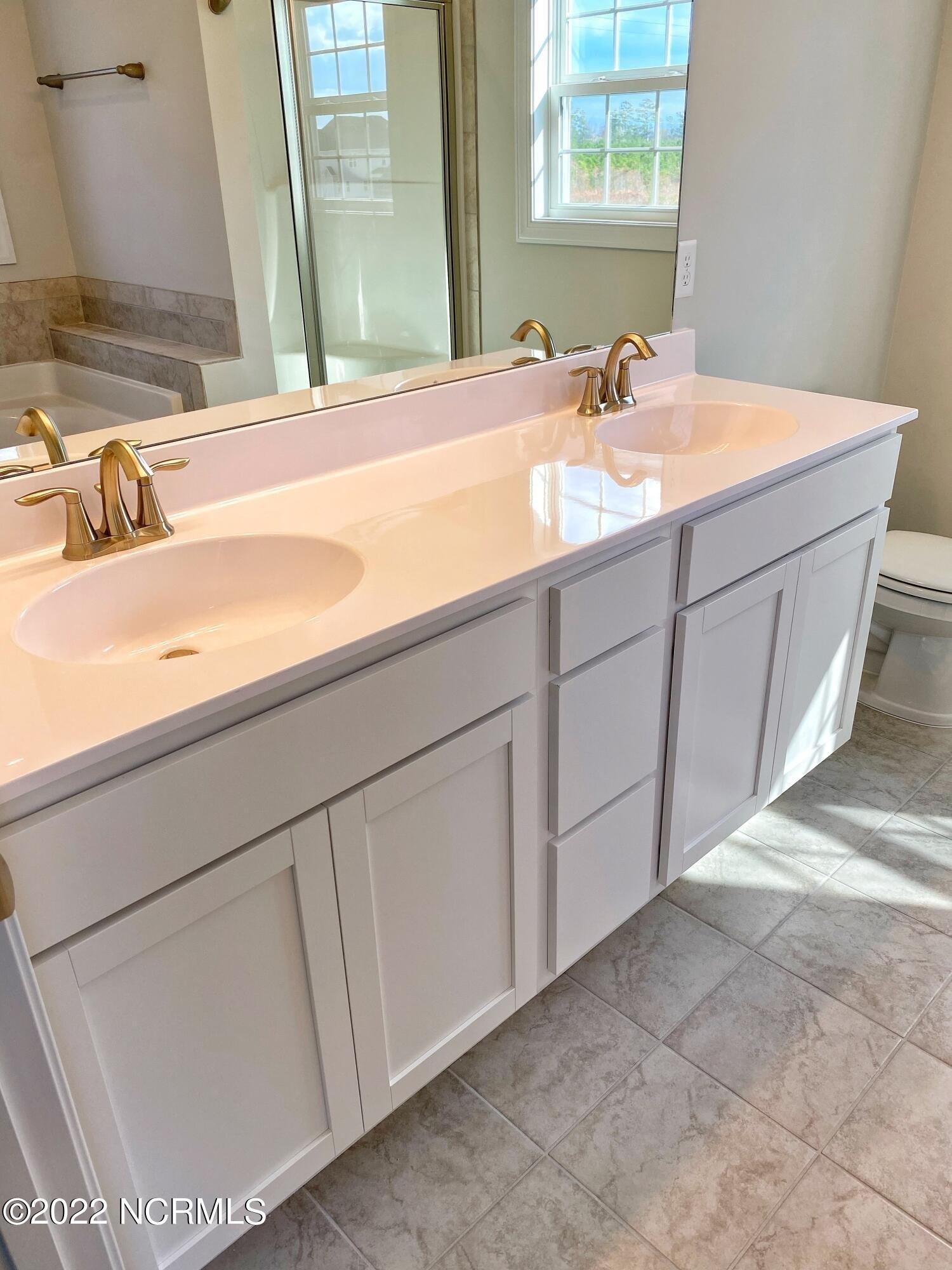 Worsley Way, Jacksonville, NC 28546