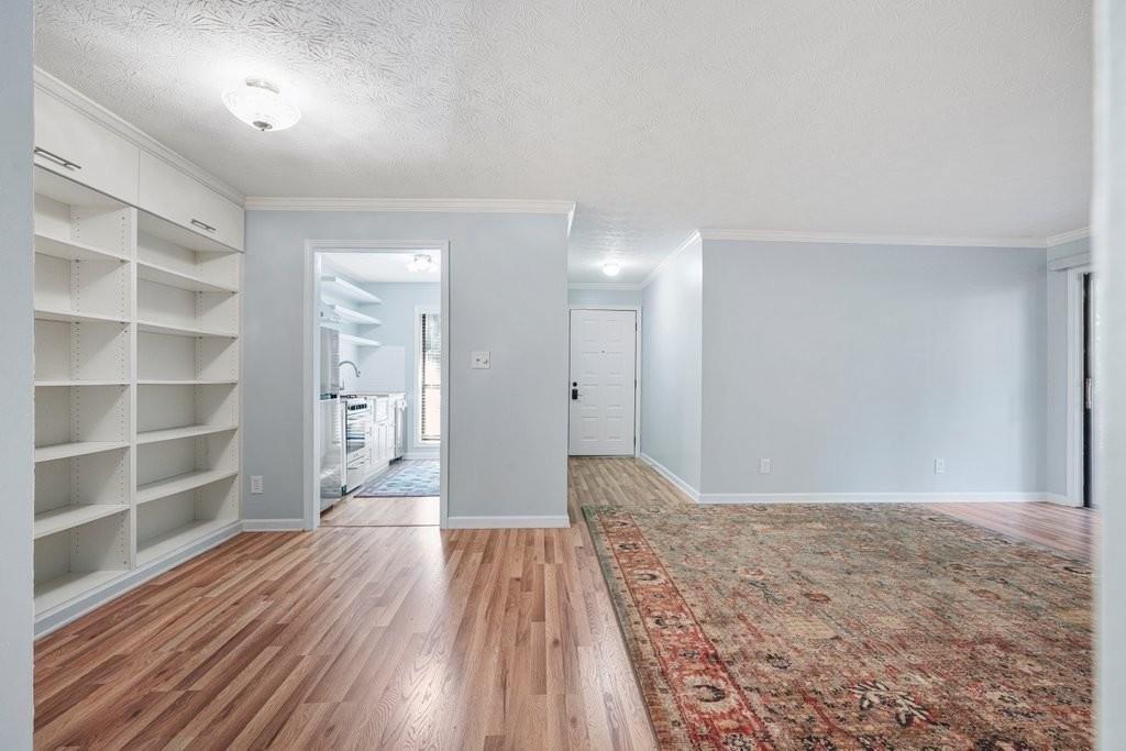 River Run Dr, Sandy Springs, GA 30350