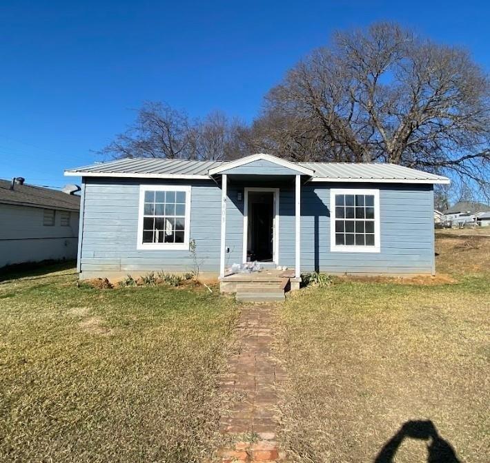 W Morton St, Denison, TX 75020