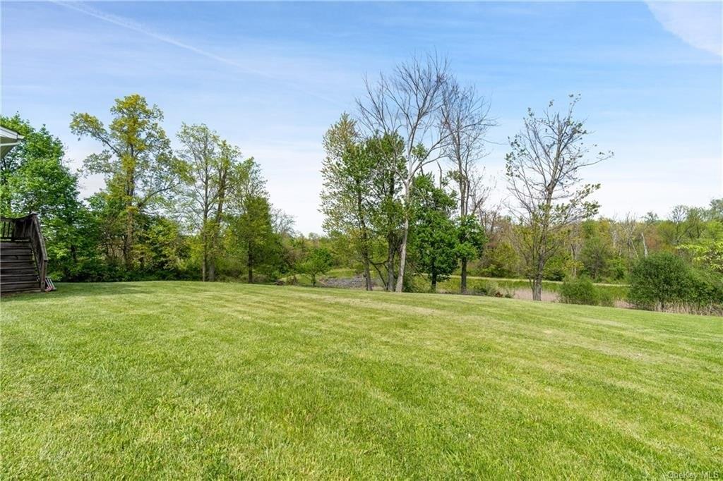Sunflower Cir, Wappingers Falls, NY 12590