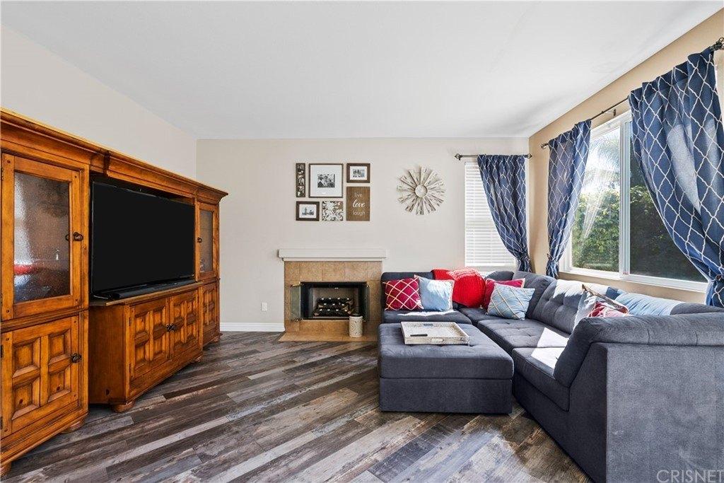 Barcelona Rd, Castaic, CA 91384